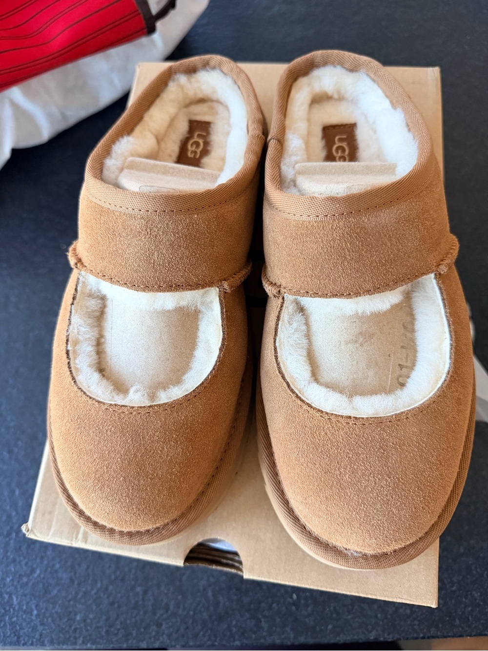 UGG Women K Bea Chestnut Suede Mary Jane Size 5